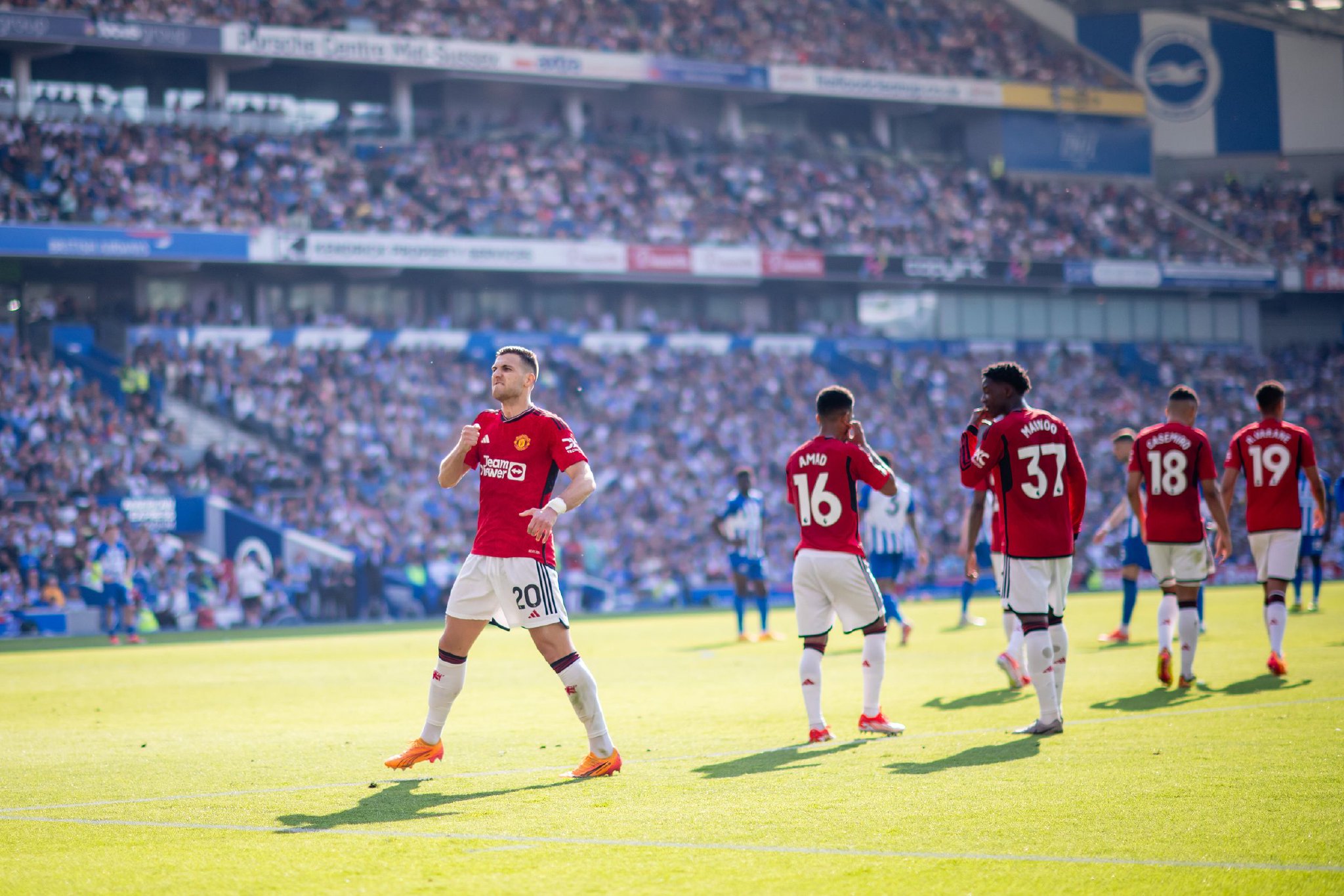 他的表現迅 他的表現迅